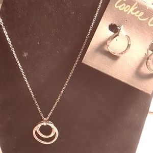 Cookie Lee NWT Silver Tone Necklace and Earrings